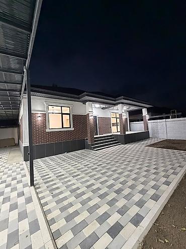 🏡 Продаётся новый дом в Новопавловке ✨ Дом 135 м², построен из at lalafo.kg 🏡 Продаётся новый дом в Новопавловке ✨ Дом 135 м², построен из