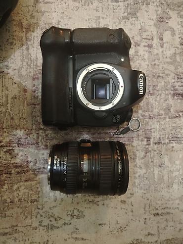 adaptırlar: Satılır: DSLR fotoaparat dəsti 1) Canon EOS 60D gövdə + Canon EF — 1