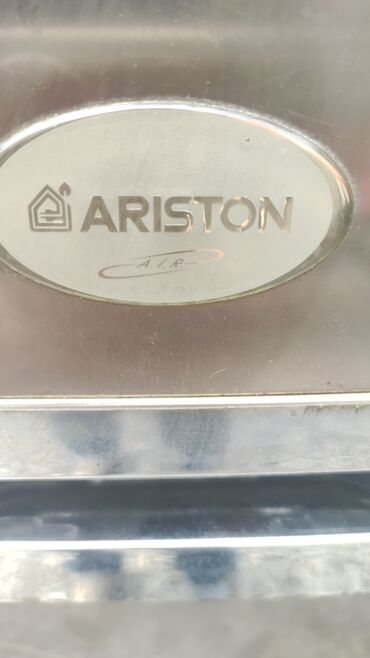 сколько стоит iphone 2: 2 qapılı Hotpoint Ariston Soyuducu Satılır, rəng - Boz