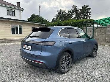 geely galaxy m9: Geely Galaxy Starship 7: 2025 г., 1.5 л, Автомат, Гибрид, Внедорожник — 7