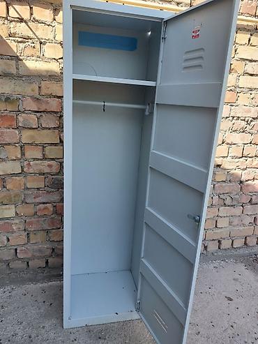 комод бишкек: Металлический сейф/шкаф для хранения. Размеры: - высота: 1,75 м - — 1