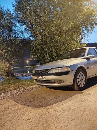 polsa masin sayti: Opel Vectra: 1.6 l | 1997 il | 400000 km Sedan