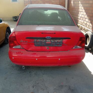 форд фокус 1: Ford Focus: 2003 г., 2 л, Механика, Бензин, Седан