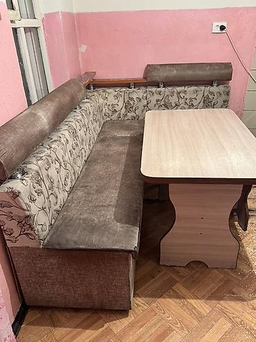 Үй жана бакча: Кухонный уголок с обеденным столом. - Комплектация: угловая мягкая — 1