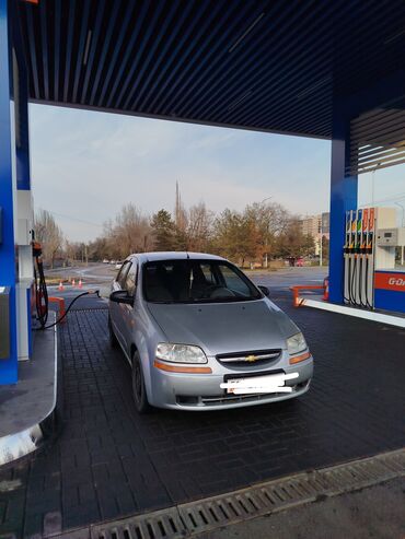 tayota runx: Chevrolet Aveo: 2004 г., 1.4 л, Механика, Бензин, Седан