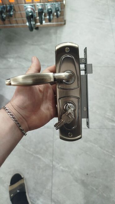 Qapı zamokları: Yeni, Pulsuz çatdırılma — 2