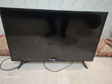 Televizorlar: İşlənmiş Televizor Riffle DLED 82" 4K (3840x2160), Pulsuz çatdırılma