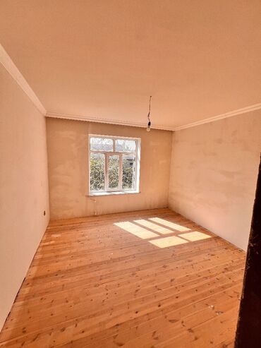 Həyət evləri və villaların satışı: 9 otaq, 240 kv. m, Kredit yoxdur, Orta təmir -da lalafo.az — 11 Həyət evləri və villaların satışı: 9 otaq, 240 kv. m, Kredit yoxdur, Orta təmir — 11