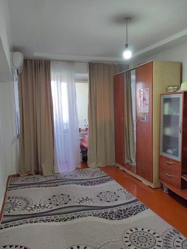Продажа домов: 1 комната, 42 м², Индивидуалка, 9 этаж