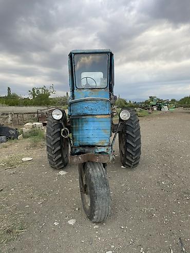 15 38 təkər: Traktor MTZ tipli, mavi rəngli, kabinalı Senedleri Qaydasindadir - — 1