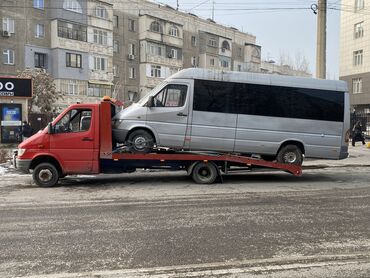 Эвакуаторы: С лебедкой, С гидроманипулятором, С ломаной платформой