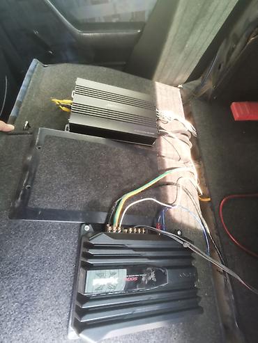 Avtomobil üçün komplekt audio sistemi - 2 ədəd gücləndirici: -