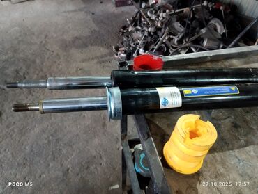 купить бу ноутбук в бишкеке: Передний амортизатор BMW 1993 г., Новый, Аналог, Россия