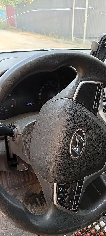 Hyundai Solaris: 2021 г., 1.6 л, Автомат, Бензин, Седан