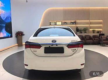 Toyota: Toyota Corolla: 2020 г., 1.8 л, Вариатор, Гибрид, Седан — 4