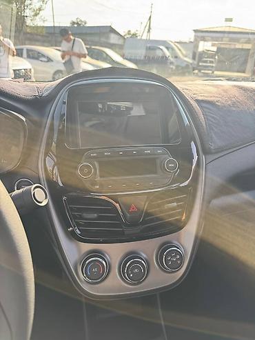 spark 7: Chevrolet Spark: 2019 г., Бензин, Хэтчбэк — 7