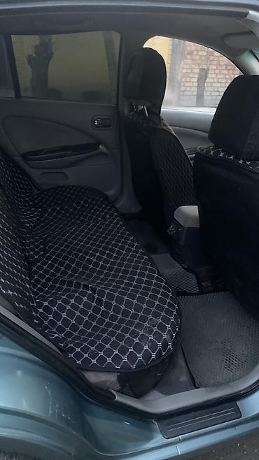 левый руль машина: Nissan Almera: 2000 г., Автомат, Бензин, Хэтчбэк — 6