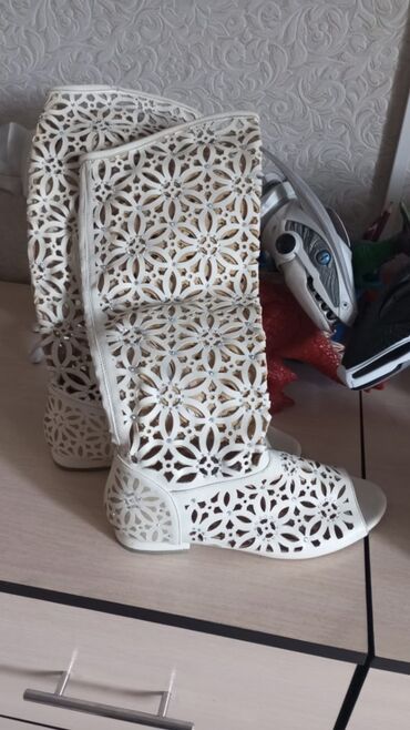 турецкая женская обувь больших размеров: Сапоги, 37, цвет - Белый
