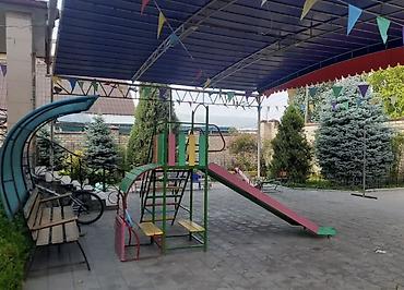 сдаю помещения джал: 300 м², 6 комнат и более, Нижний Джал (Джал-23), Можно с животными — 3