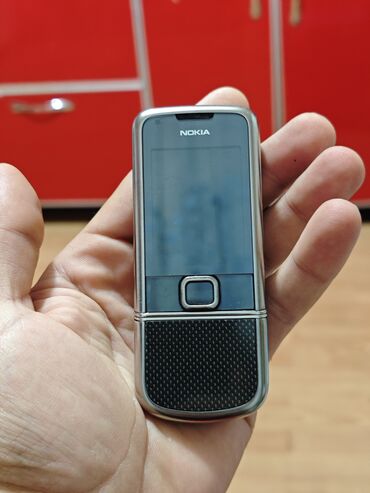 noki n8: Nokia 8000 4G, 4 ГБ, цвет - Коричневый