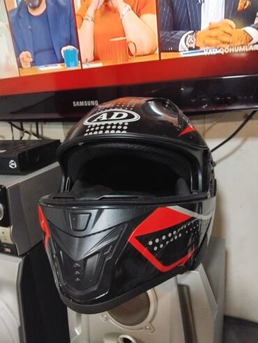 metbex aboylari 2021: AD markalı motosiklet kaskı - Tam üz (full-face) model: çənə və alın