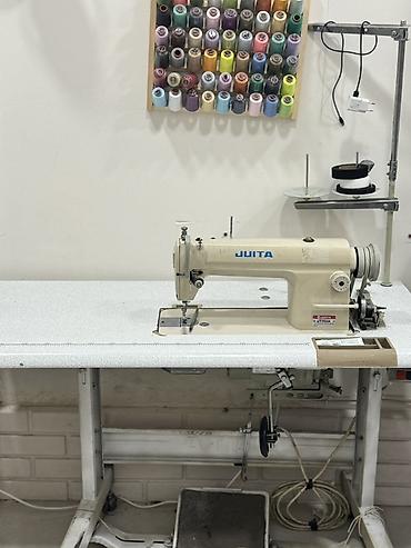 et masini: Sənaye tikiş maşını – Juita düz tikiş (lockstitch) modeli, stol və — 2