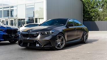 BMW M5: 2024 г., 4.4 л, Автомат, Электромобиль, Седан
