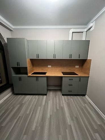 Кухонные гарнитуры: Кухонные гарнитуры на заказ - Современный минимализм: ровные фасады — 11