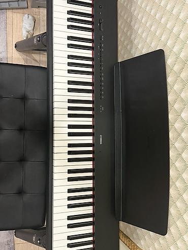 очки ии: Цифровое пианино Yamaha P‑223 (88 клавиш) - Полновзвешенная — 4