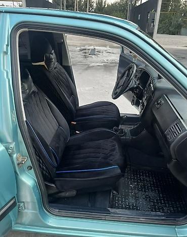 Volkswagen: Volkswagen Golf: 1993 г., 1.8 л, Механика, Бензин, Хэтчбэк — 3