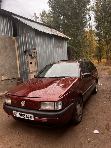 продаю пассат в3 универсал: Volkswagen Passat: 1991 г., 1.8 л, Механика, Бензин, Универсал