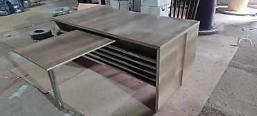 study table: Офисный стол, Б/у, Нерегулируемый, цвет - Коричневый, Прямоугольный, ЛДСП, Самовывоз — 1