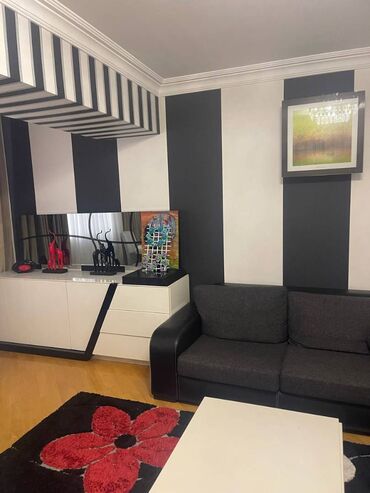 Uzunmüddətli kirayə mənzillər: Yasamal rayonu, Mətbuat prospekti, BDU-nun yaxınlığında, 9 mərtəbəli — 4