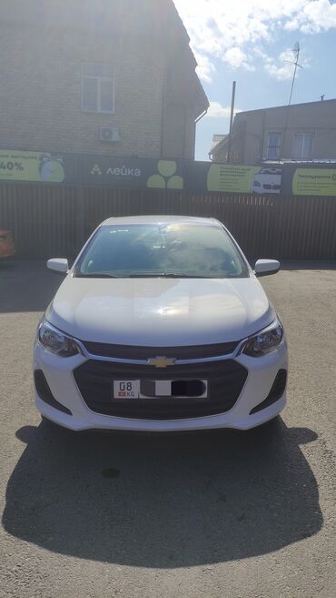 на опель вектра а: Chevrolet : 2020 г., 1 л, Автомат, Бензин, Седан