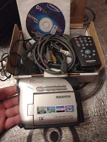 mini dv kamera: Samsung MiniDV rəqəmsal videokamera (model VP-D354W ehtimal olunur) — 3