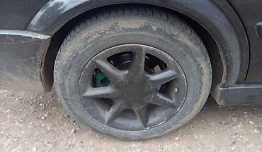 smirglanje felni: ALUMINIJUMSKE FELNE 15 5 X 110 | Svi delovi za Opel vozila : Astra — 4