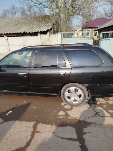 Nissan: Nissan Primera: 2001 г., 1.8 л, Механика, Бензин, Универсал