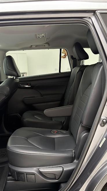 Toyota: Toyota Highlander: 2021 г., 3.5 л, Автомат, Бензин, Внедорожник — 14