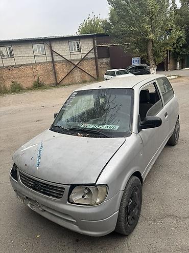 дайхатсу куоре 2005: Daihatsu Cuore: 2002 г., 1 л, Механика, Бензин, Купе — 2