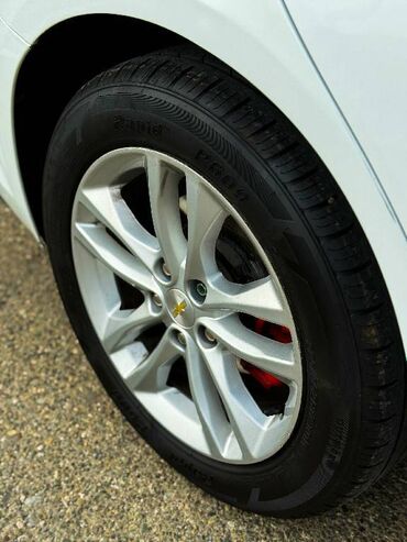 Chevrolet: Chevrolet Malibu: 1.5 l | 2017 il 143300 km Sedan — 10