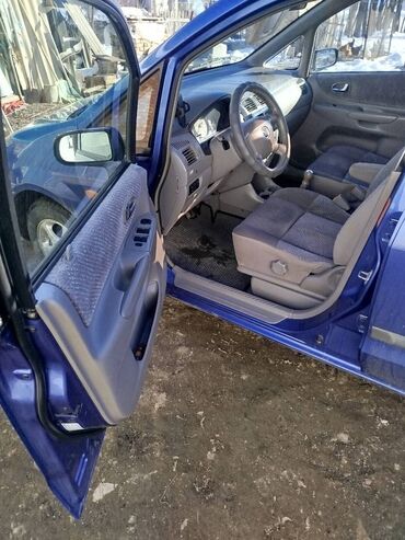 Mazda: Mazda PREMACY: 2002 г., Механика, Бензин, Универсал — 7