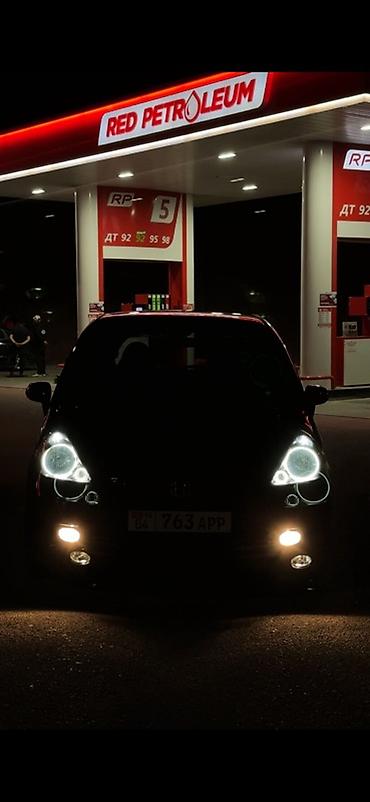 jazz 2: Honda Fit: 2004 г., 1.5 л, Автомат, Бензин, Хэтчбэк — 6