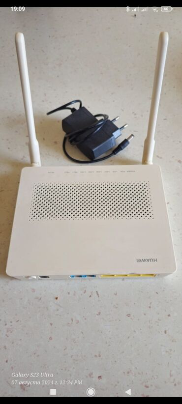 modem wifi huawei 4g: Dinamiklər və sabvuferlər, Alpine, Kompozit