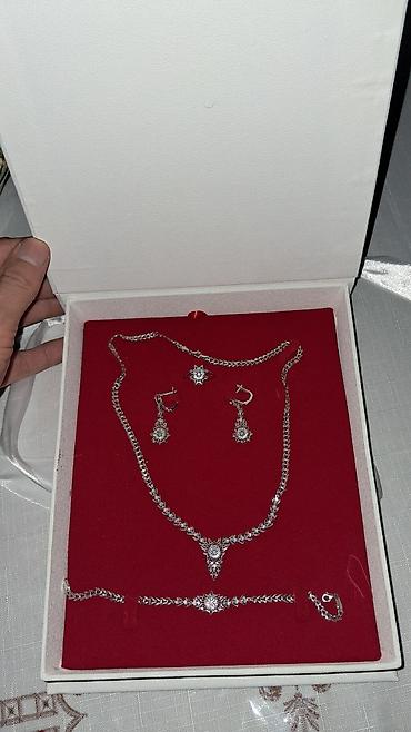 versage sep: Dəstə daxildir: Boyunbağı, Ağ qızıl, 585 Əyar — 5