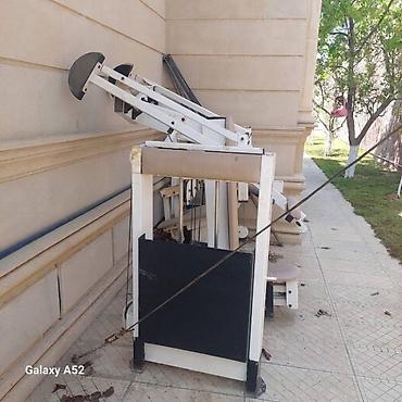 elektrik samavar: Çoxfunksiyalı Güc Aparatı – Kompleks Məşq Üçün ​Təsvir: ​Zal, bina — 4