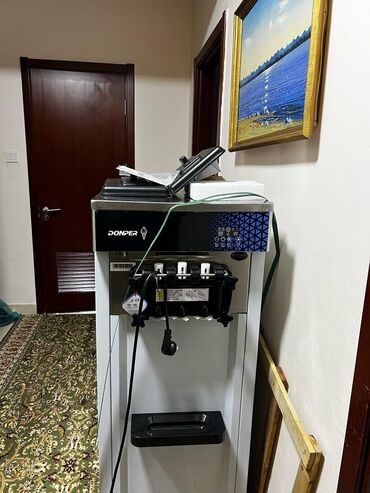 домашний переносной кондиционер: Продаю фризер для мороженого Donper мощность 2300Ватт
