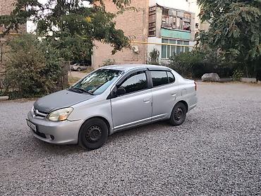 a4 b7: Toyota Echo: 2002 г., Автомат, Бензин, Седан — 1