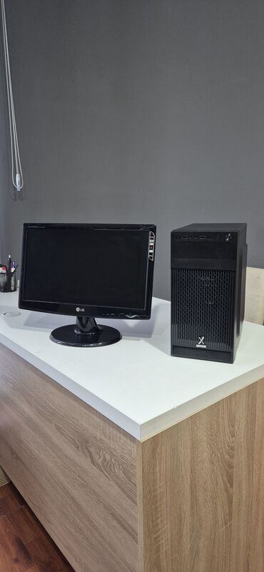 Masaüstü kompüterlər və iş stansiyaları: Masaüstü kompüter seti Processor : Core i5 - 2400 3.10 Ghz Ram  — 4