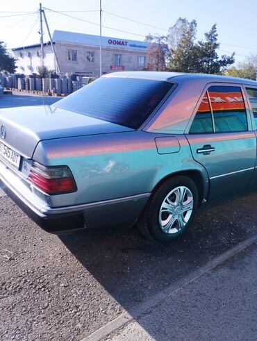 mercedes benz w124 e500 волчок: Mercedes-Benz 230: 1989 г., 2.3 л, Автомат, Бензин, Седан