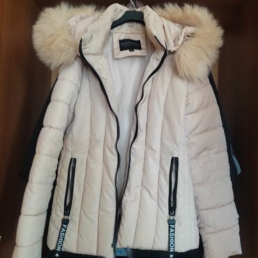 детские зимние куртки с капюшоном: Женская куртка Фэшн, S (EU 36), цвет - Белый